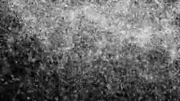 降雪背景是否孤立在黑色卢马冰上雪落的无缝环形背景42岁视频的预览图