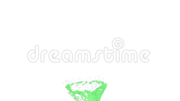 作为糖浆或甜柠檬水的绿色液体流入漩涡或龙卷风液体的流动是旋转的视频的预览图