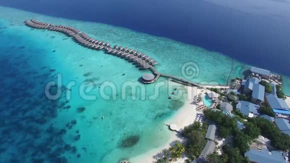 马尔代夫岛的顶景视频的预览图
