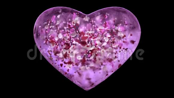粉红冰玻璃心与雪花和彩色花瓣阿尔法马特环4k视频的预览图