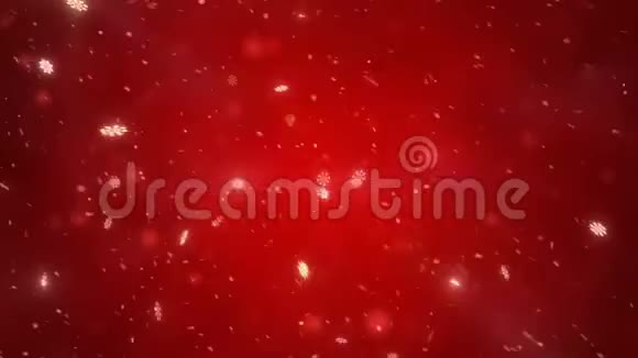 圣诞节在红色背景上落下了魔法雪有雪花的冬季风暴镜头视频的预览图
