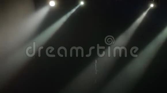 舞台和灯光表演视频的预览图