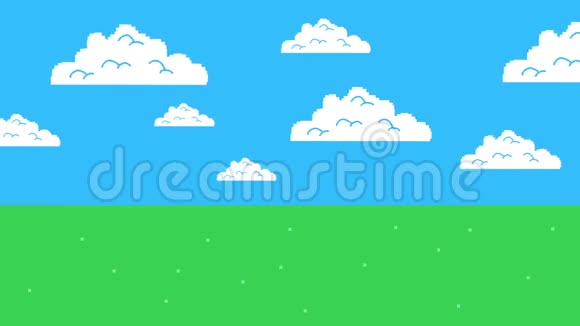 古老的复古电子游戏街机云在蓝天和草地上移动视频的预览图
