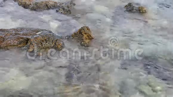 伦巴第科尔库拉岛上的Przina海滩视频的预览图