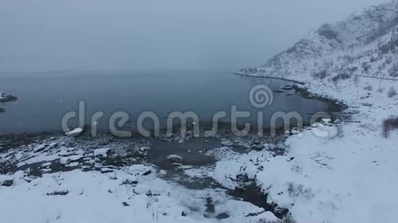 洛福顿的雪域海岸视频的预览图