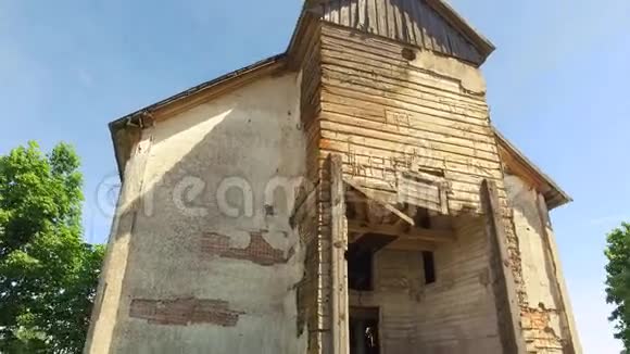 古老的教堂建筑一片废墟斯坦迪卡姆平稳的运动视频的预览图