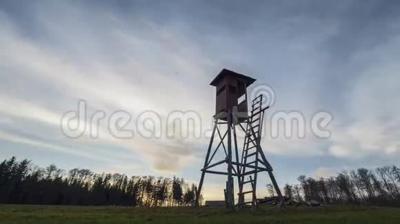 德国一块空地上的日落视频的预览图