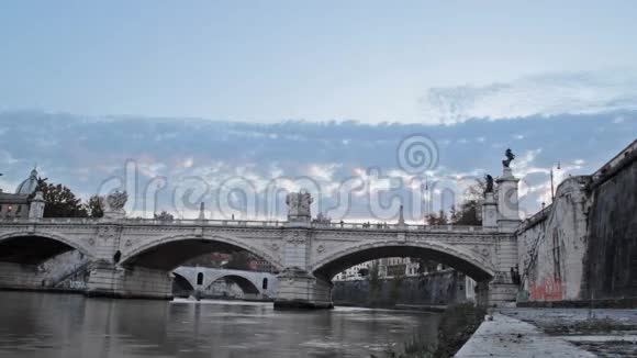 罗马的维托里奥埃马努埃勒二号桥视频的预览图