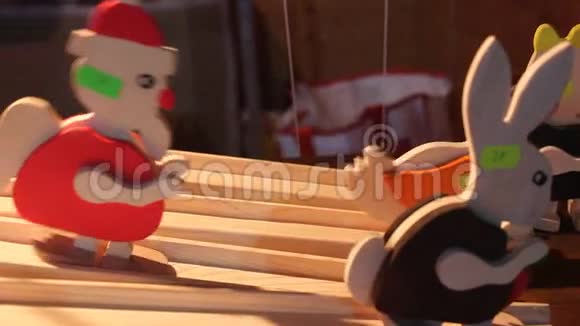 木制玩具视频的预览图