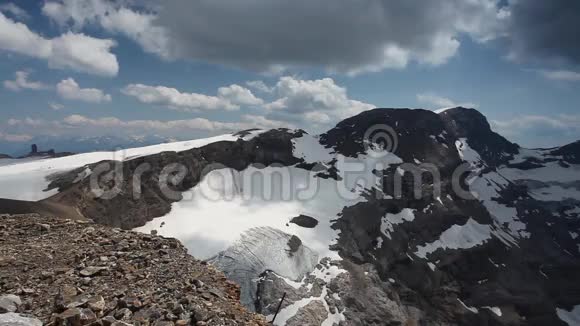 从皮兹科瓦奇的山景视频的预览图