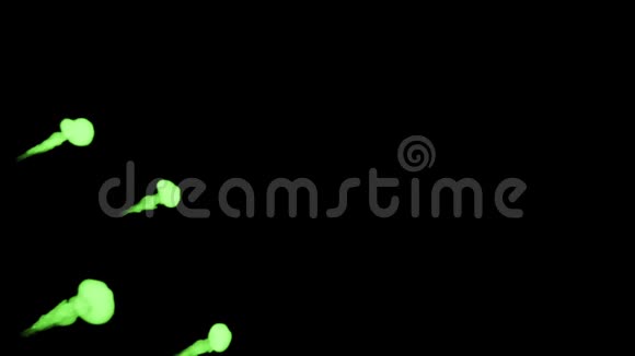 荧光亮绿色颜料浮在水中多滴墨水这是3D渲染镜头的慢动作墨水视频的预览图