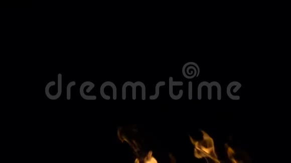 燃烧火焰的视频视频的预览图