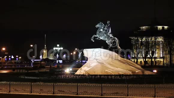 彼得大雕像在冬季圣彼得堡视频的预览图