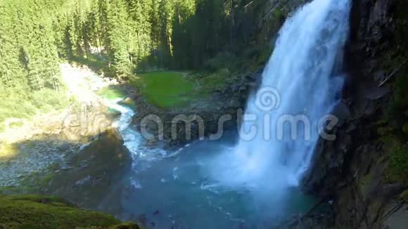 奥地利克里姆城的瀑布Krimml瀑布视频的预览图