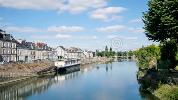 勒芒的城市景观法国西部的城市视频的预览图