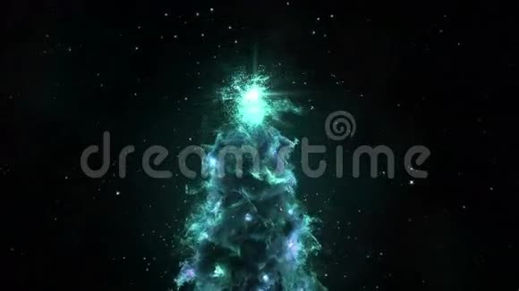 青绿色青色星云圣诞枞树背景4k分辨率视频的预览图