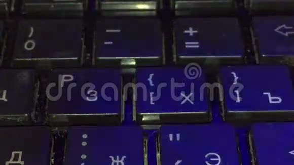 黑色电脑键盘视频的预览图