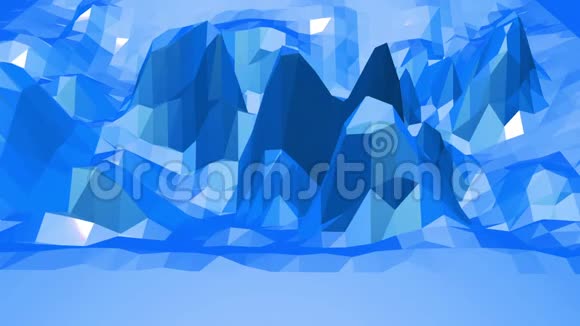 蓝色低聚波动表面作为有趣的背景蓝色多边形几何振动环境或脉动视频的预览图