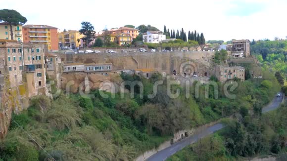意大利著名城市皮蒂利亚诺的视角视频的预览图