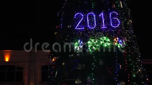 2016年用圣诞灯签名视频的预览图