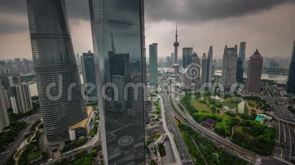 上海市区天顶交通公路全景4k失时中国视频的预览图