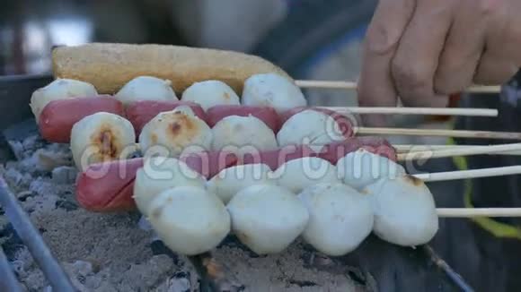 曼谷烹饪肉球泰国美食缤纷街头美食生活视频的预览图