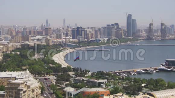 从上至巴库市的全景新闻阿塞拜疆视频的预览图
