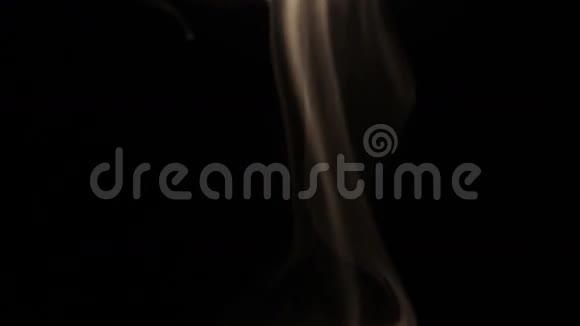 黑色背景上的烟雾屏幕视频的预览图