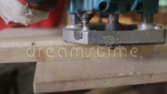 木工磨板机特写镜头视频的预览图
