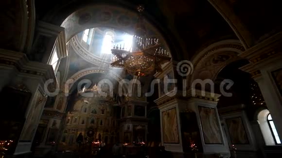 俄罗斯东正教教堂的内部视频的预览图