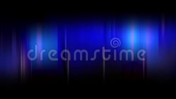 真正的消防车发出的模糊流畅的垂直蓝光视频的预览图