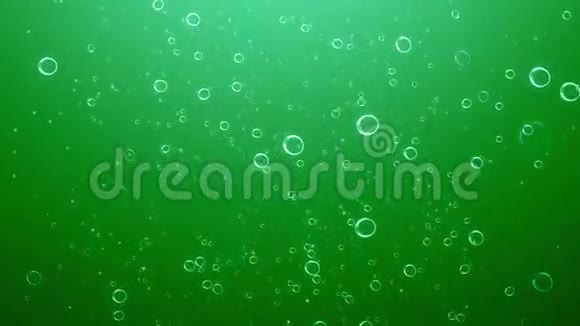水下气泡绿色视频的预览图