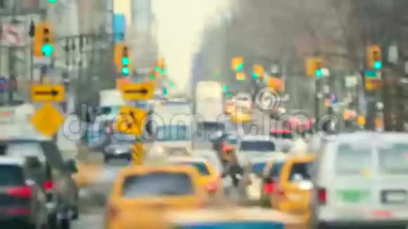 纽约市交通时间推移缩放视频的预览图