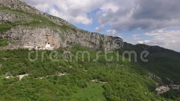黑山奥斯特罗修道院航空测量视频的预览图