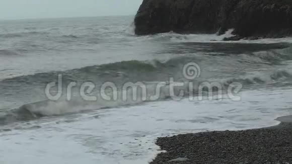 海景海滩海浪威尔士海岸视频的预览图