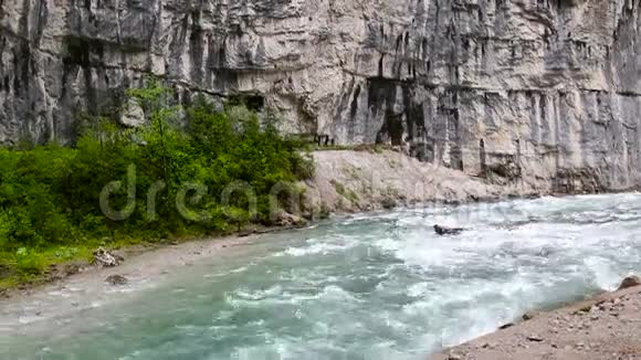 阿布哈兹的快速山河视频的预览图