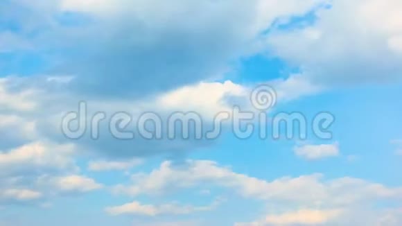 蓝天与快速堆云视频的预览图