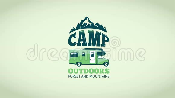 带迷你面包车和山的视频营地标志视频的预览图
