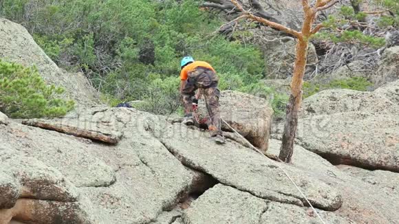 攀岩者视频的预览图