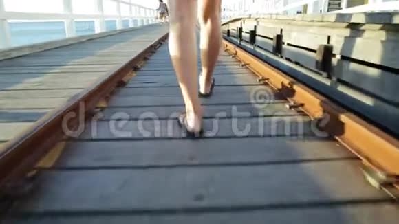 布塞尔顿码头铁路视频的预览图