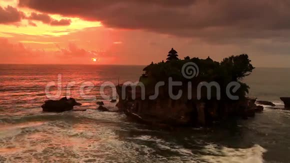 普拉塔纳洛特寺日落巴厘视频的预览图