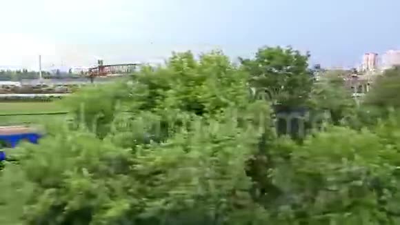 移动列车视频拍摄视频的预览图