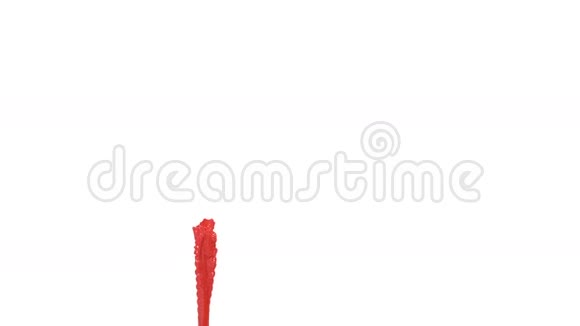 喷泉的红色油漆如汽车油漆白色背景与阿尔法哑光使用它如阿尔法通道第4版视频的预览图
