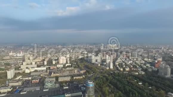 莫斯科商业中心的空中全景视频的预览图