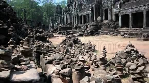 柬埔寨暹粒吴哥窟巴彦古寺视频的预览图