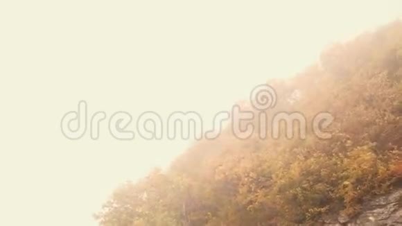 克里米亚秋山美丽的日出视频的预览图
