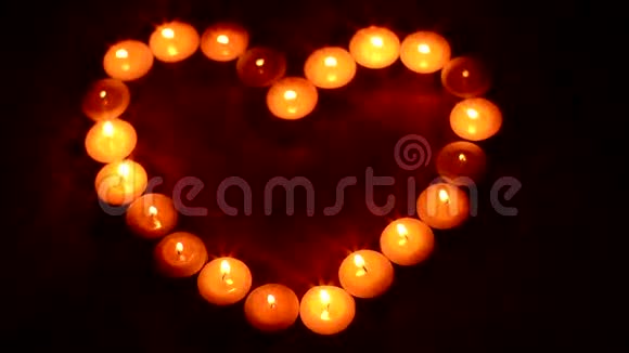 情人节心形蜡烛视频的预览图
