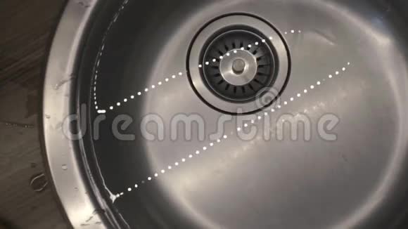 洗手盆里的水视频的预览图