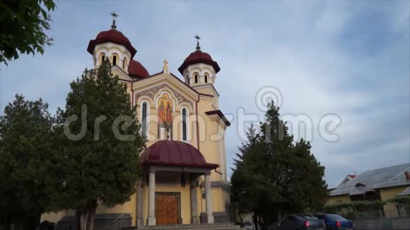 塔尔古九的一座教堂的时间间隔视图视频的预览图