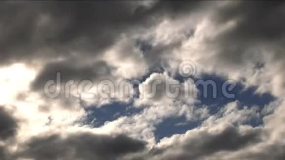 雨云时间流逝视频的预览图